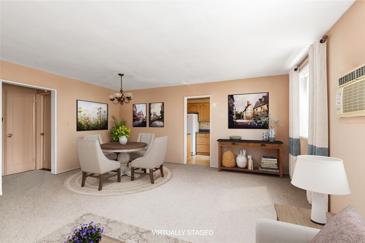 Chandelier, Dining room, Interior