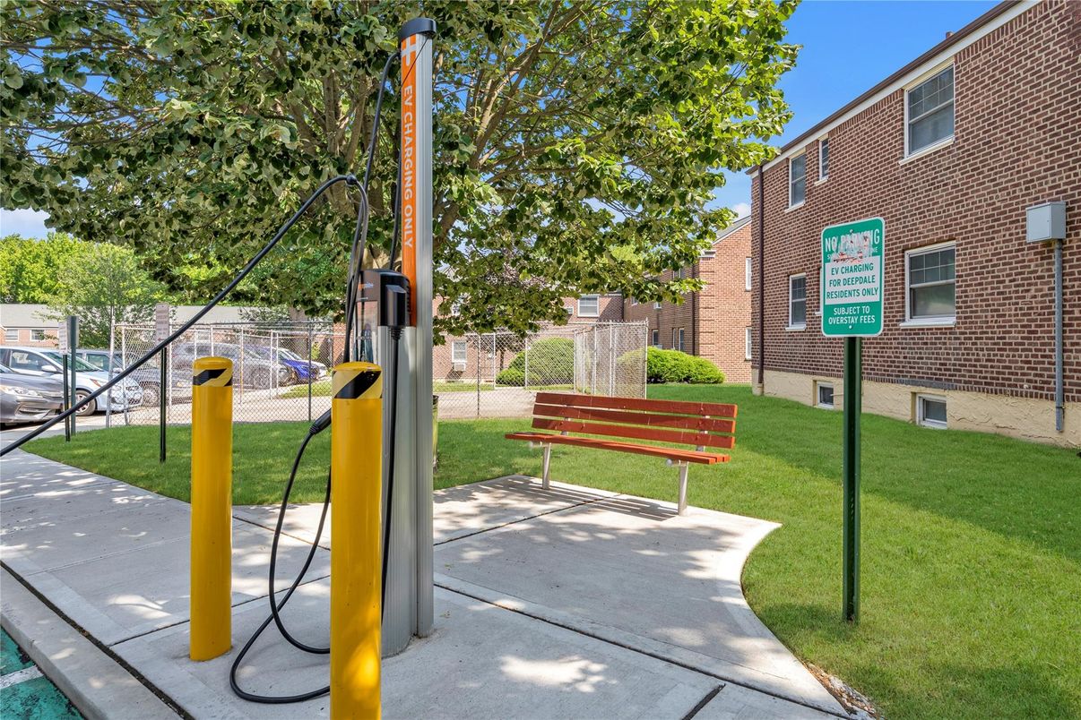 Exterior, Playground