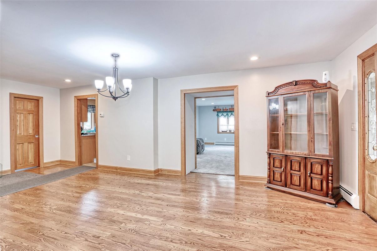 Chandelier, Empty room, Interior, Recessed Lighting, Wood Texture Flooring