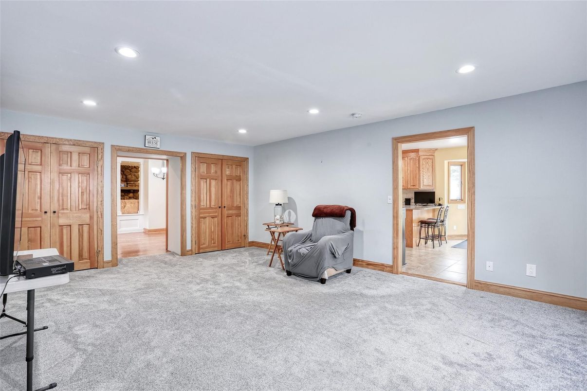 Interior, Recessed Lighting
