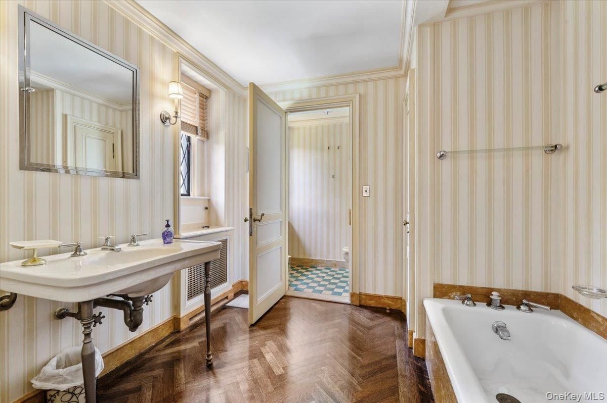 Bathroom, Interior, Wood Texture Flooring