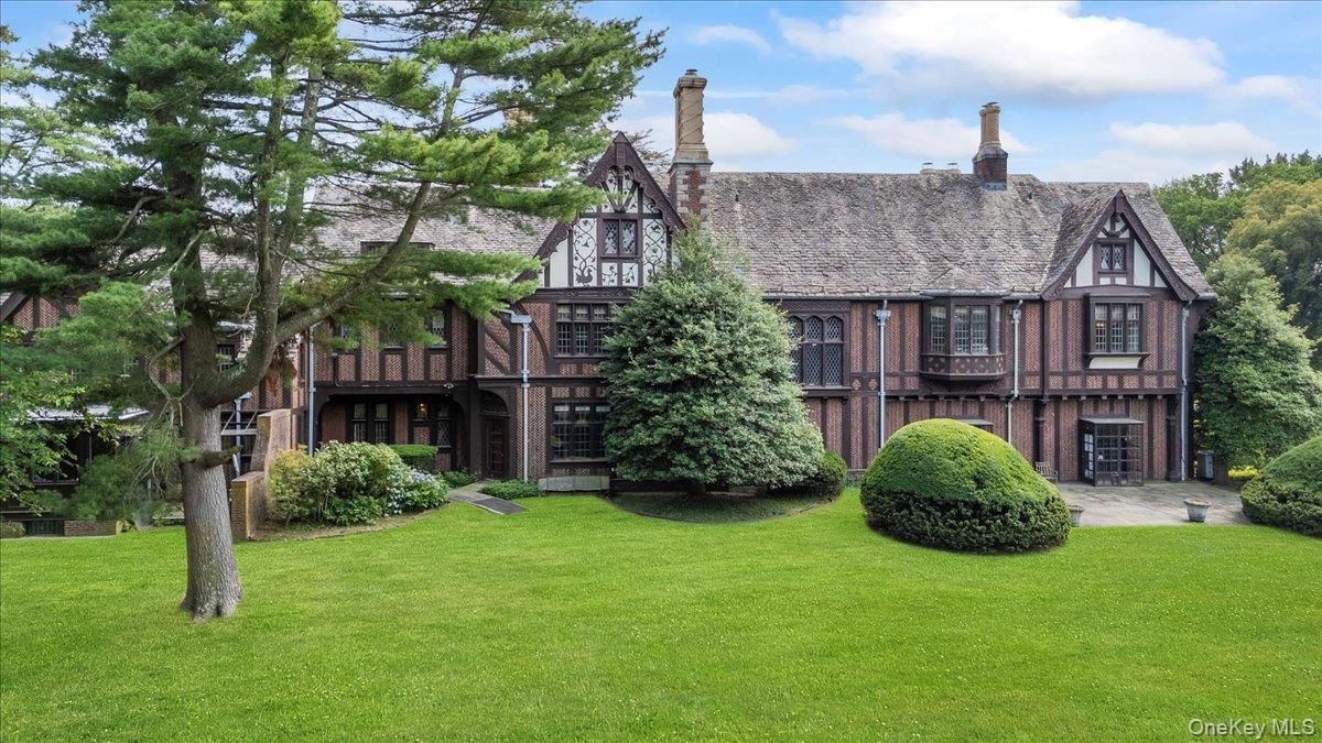 Backyard, Exterior, Facade, Brick Facade, Tudor Revival