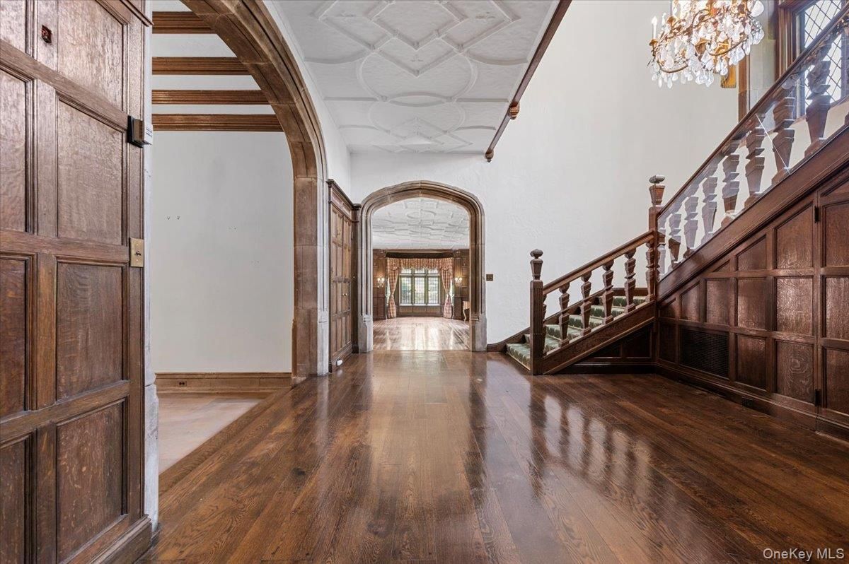 Chandelier, Interior, Wood Texture Flooring