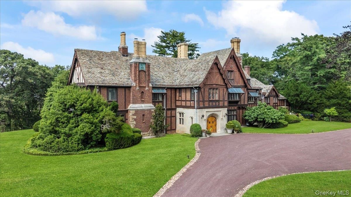 Backyard, Exterior, Facade, Brick Facade, Tudor Revival