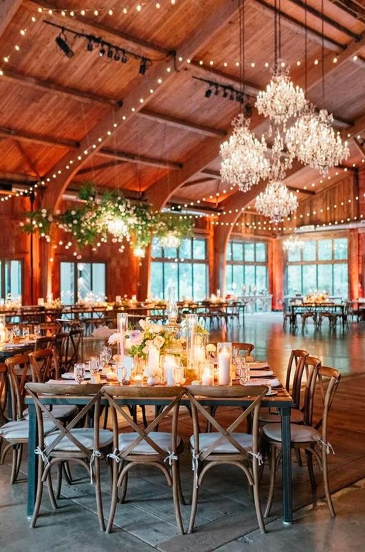 Chandelier, Dining room, Interior, Recessed Lighting, Wooden Beams, Wooden Ceilings