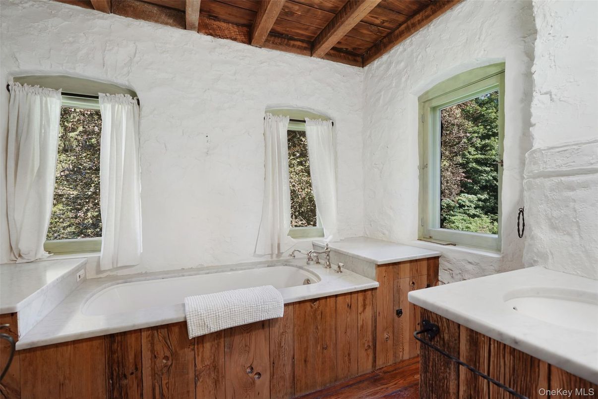Bathroom, Interior, Wooden Beams, Wooden Ceilings, Wood Texture Flooring