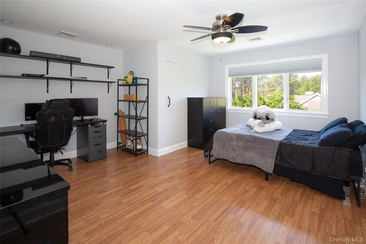 Bedroom, Home Office, Interior, Wood Texture Flooring