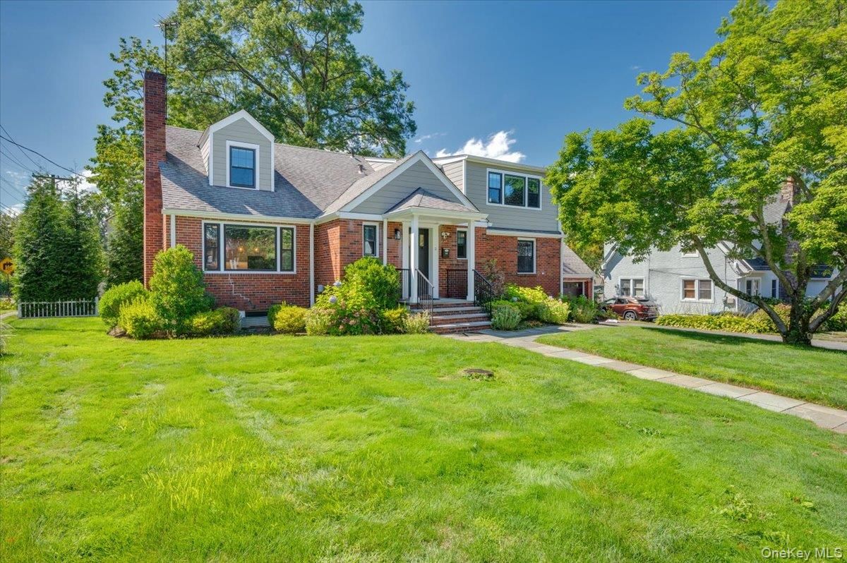 Exterior, Facade, Brick Facade, Cape Cod