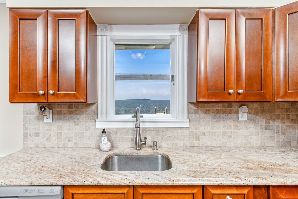Interior, Kitchen, Water