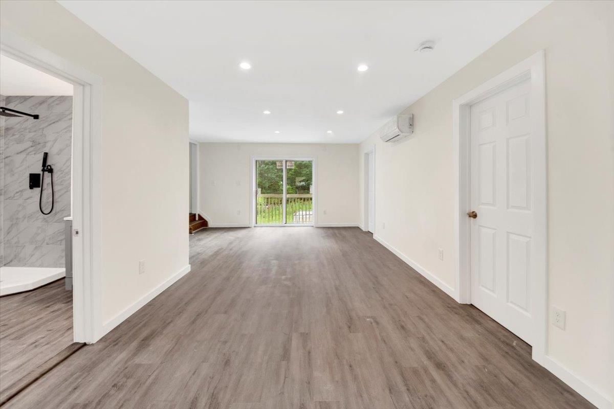 Empty room, Interior, Marble Walls, Recessed Lighting, Wood Texture Flooring