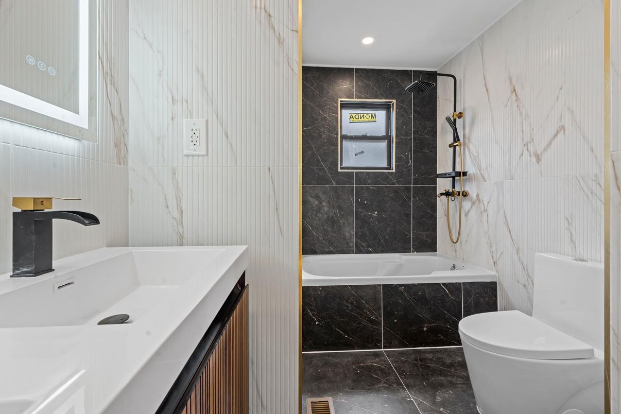 Bathroom, Interior, Marble Walls, Recessed Lighting