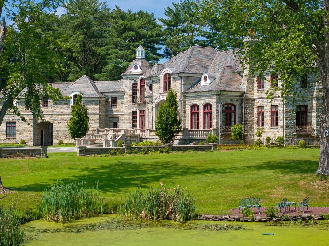 Backyard, Exterior, Facade, French Provincial
