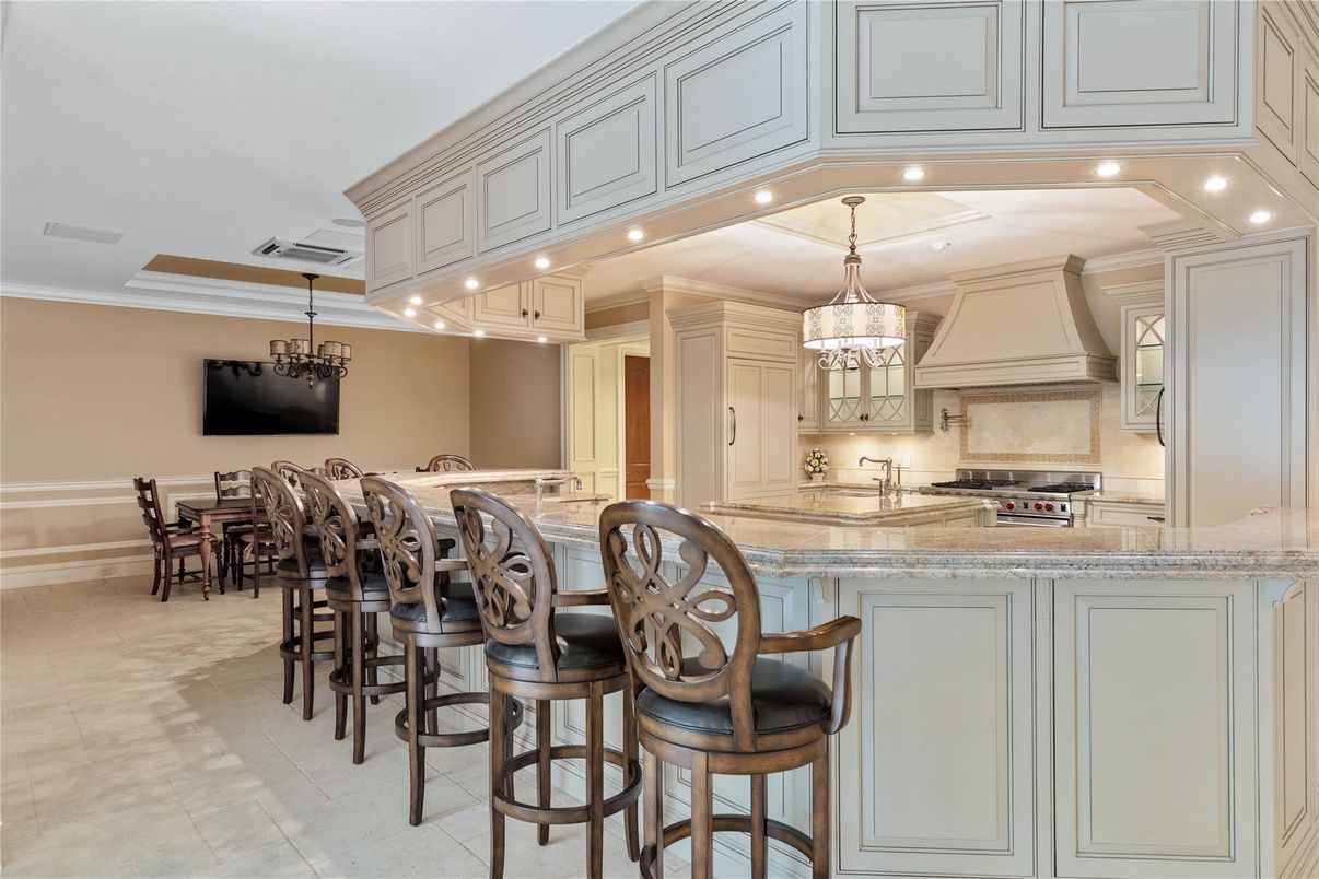 Chandelier, Dining room, Interior, Kitchen, Recessed Lighting