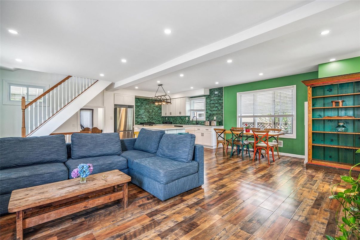 Dining room, Interior, Kitchen, Living room, Pendant Lights, Recessed Lighting, Stainless Steel Appliances, Wood Texture Flooring