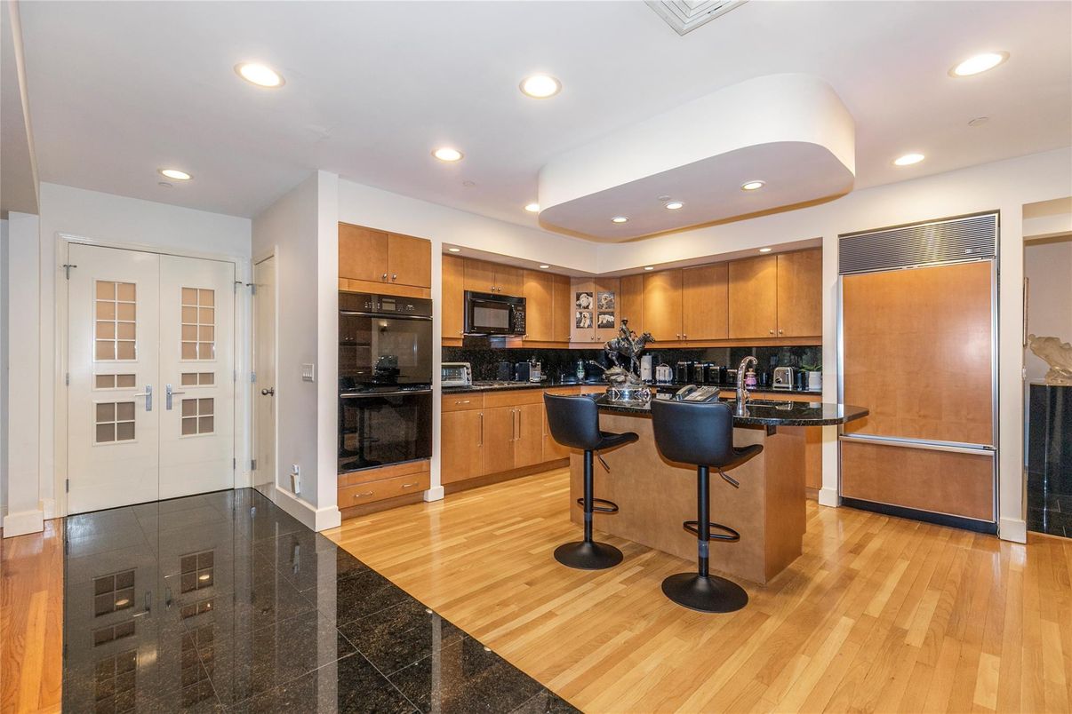 Interior, Kitchen, Recessed Lighting, Wood Texture Flooring