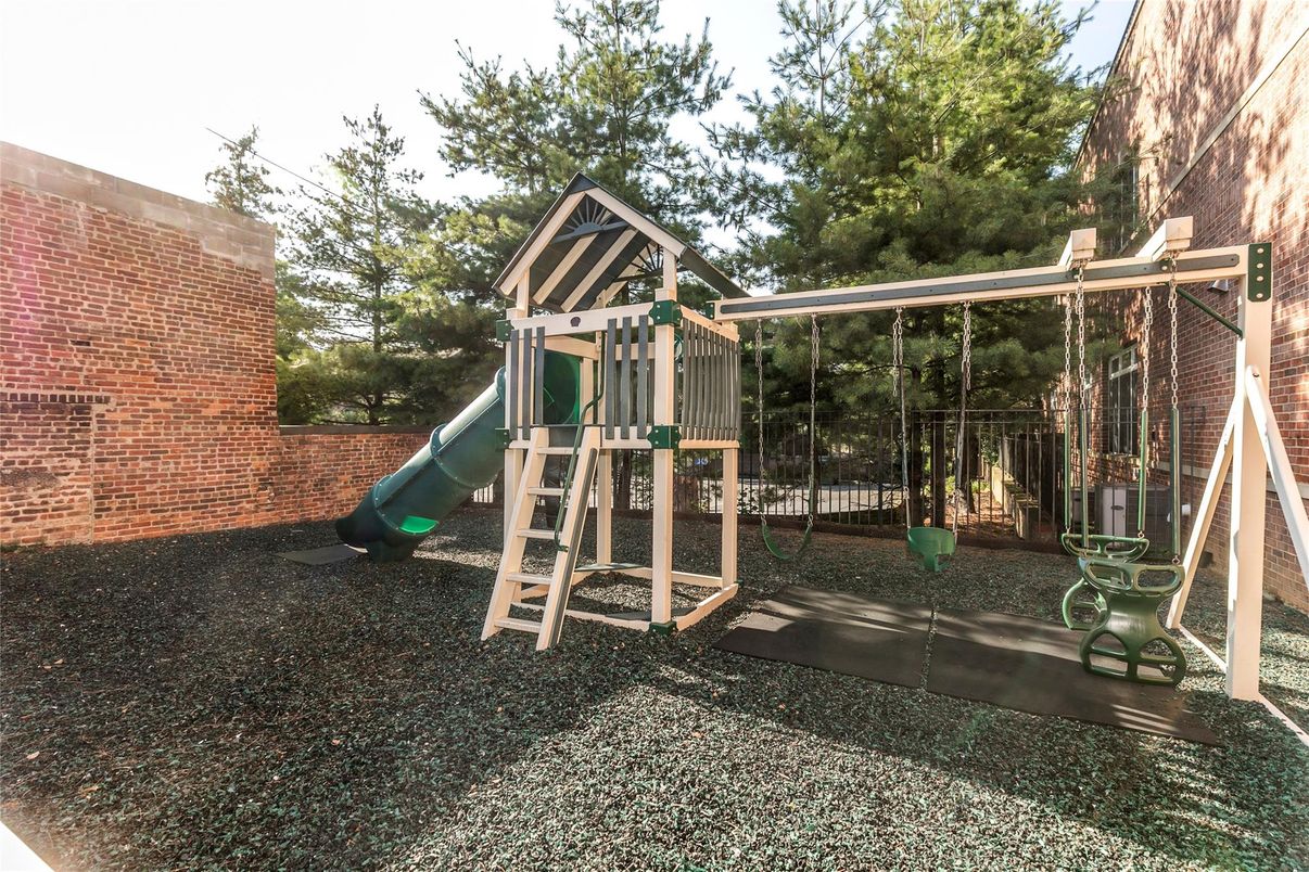 Backyard, Exterior, Playground