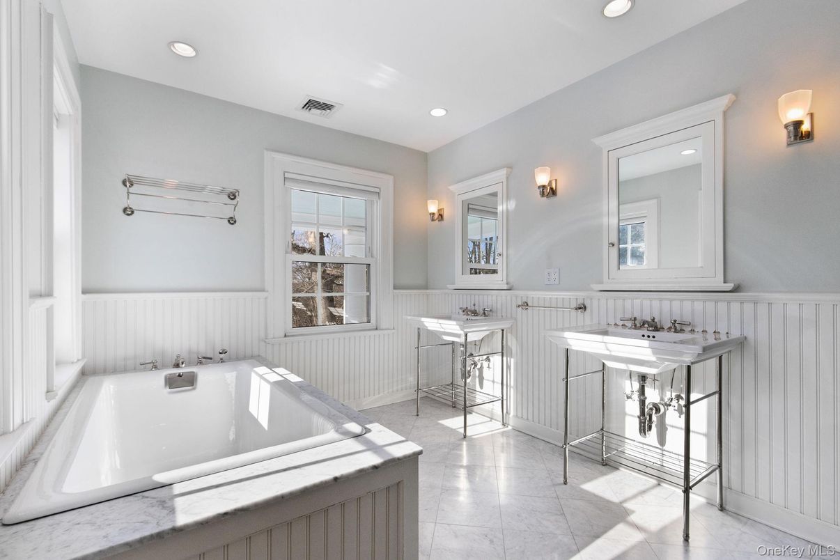 Bathroom, Dual Sink Vanities, Interior, Marble, Recessed Lighting