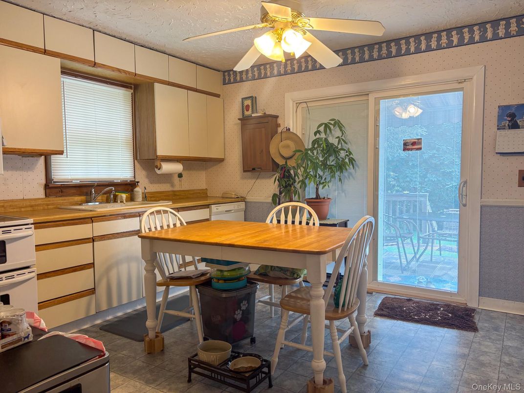 Dining room, Interior, Kitchen