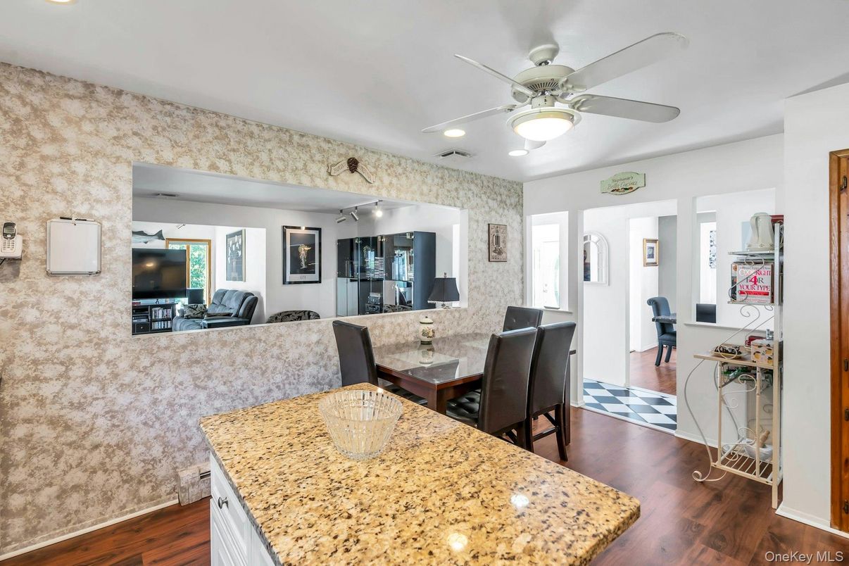 Dining room, Interior, Recessed Lighting, Wood Texture Flooring