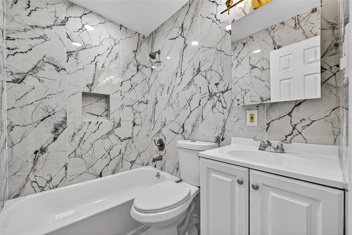 Bathroom, Interior, Marble Walls