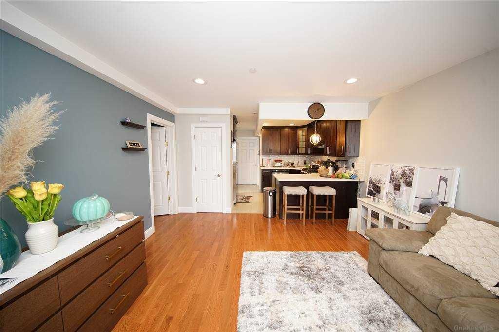 Interior, Kitchen, Living room, Recessed Lighting, Wood Texture Flooring
