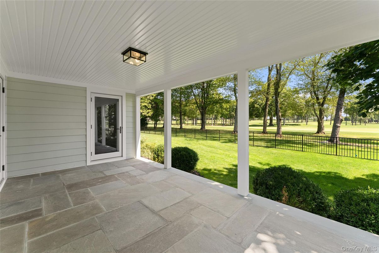 Interior, Sun Room, Water