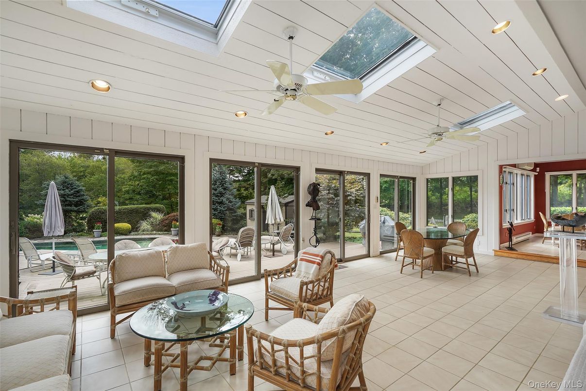 Dining room, Interior, Living room, Recessed Lighting, Sun Room