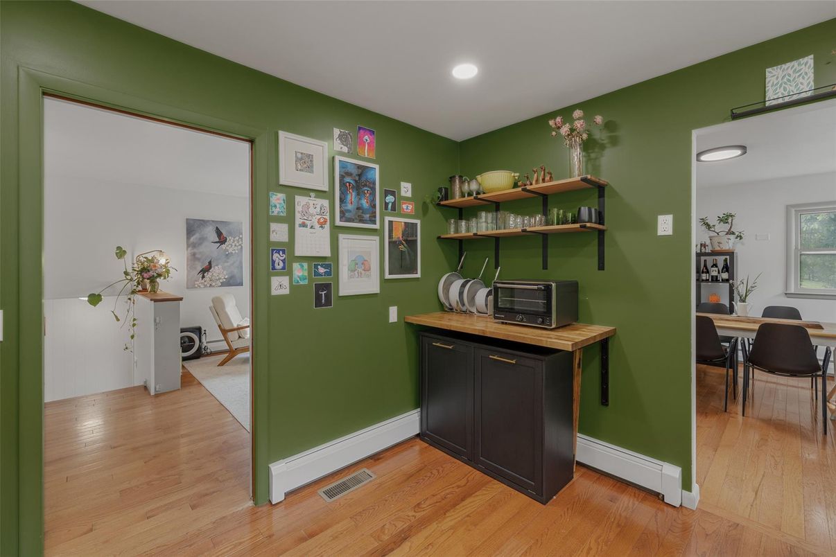 Dining room, Interior, Recessed Lighting, Wood Texture Flooring