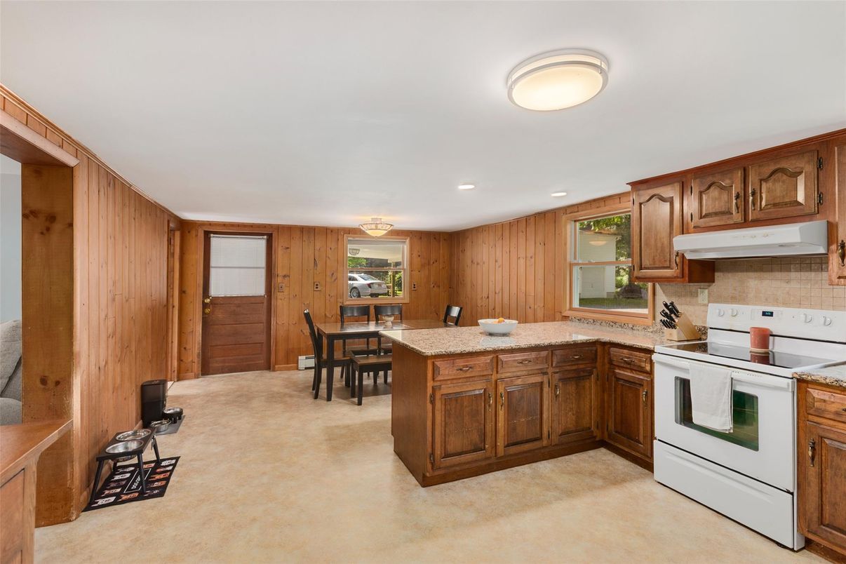 Dining room, Interior, Kitchen, Recessed Lighting, Wooden Walls