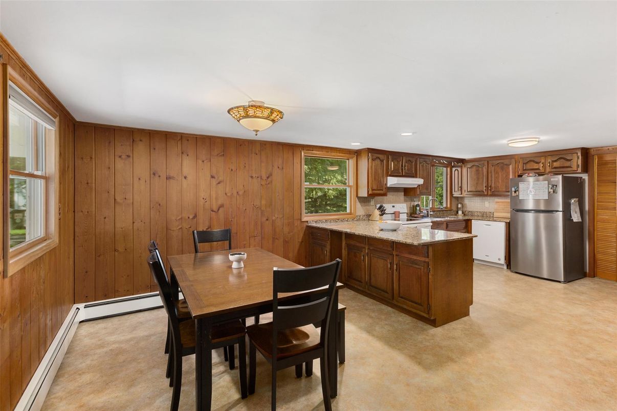 Dining room, Interior, Kitchen, Recessed Lighting, Wooden Walls