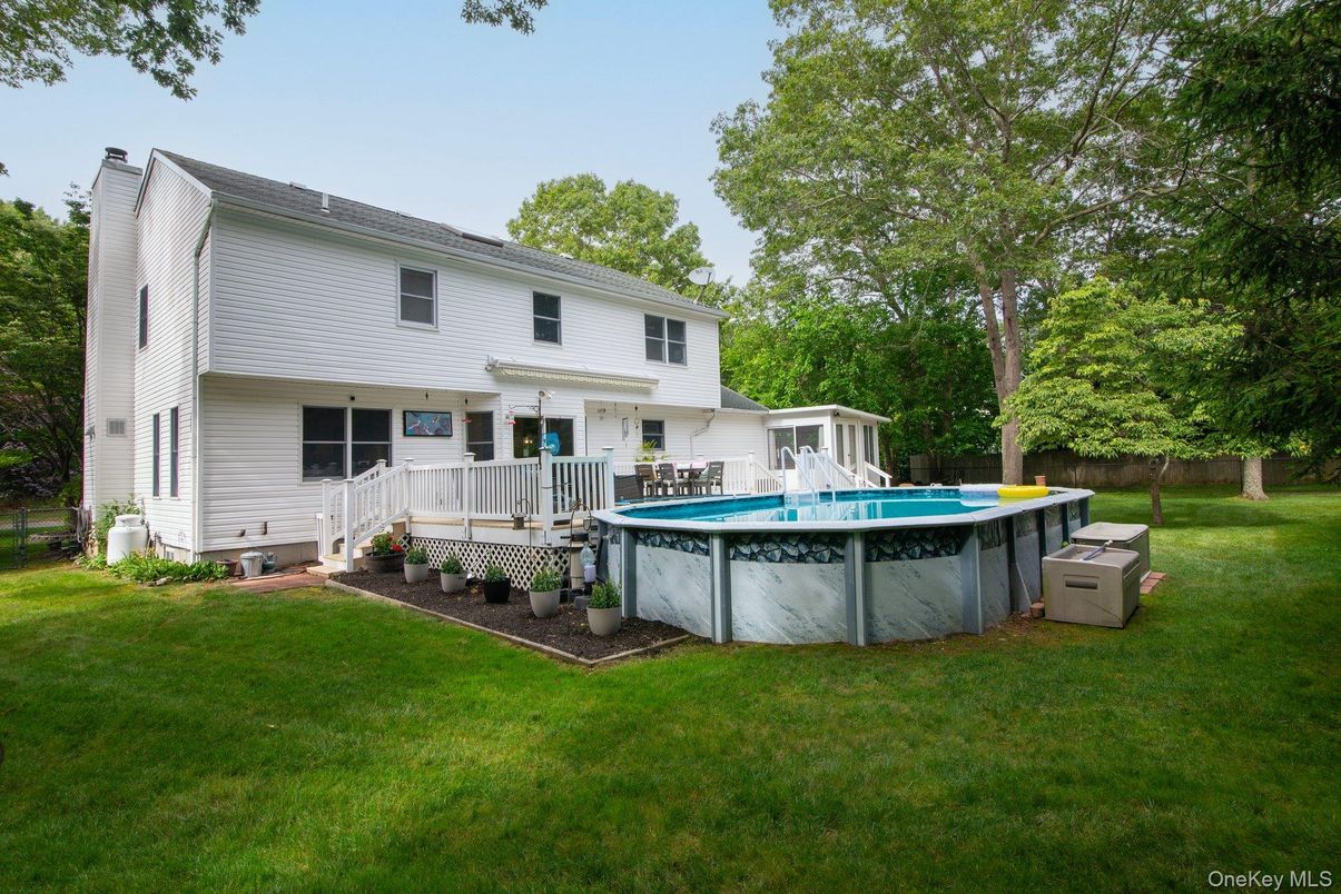 Backyard, Exterior, Pool