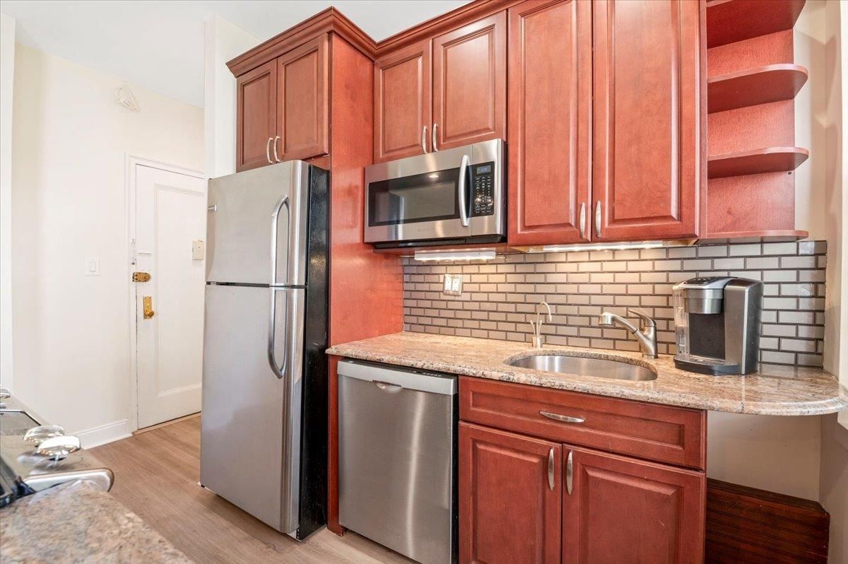 Interior, Kitchen, Stainless Steel Appliances, Wood Texture Flooring