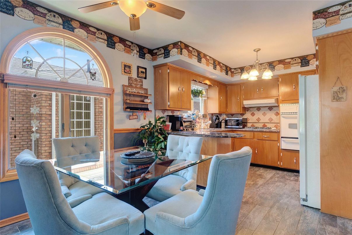 Dining room, Interior, Kitchen, Pendant Lights, Stone Walls, Wood Texture Flooring