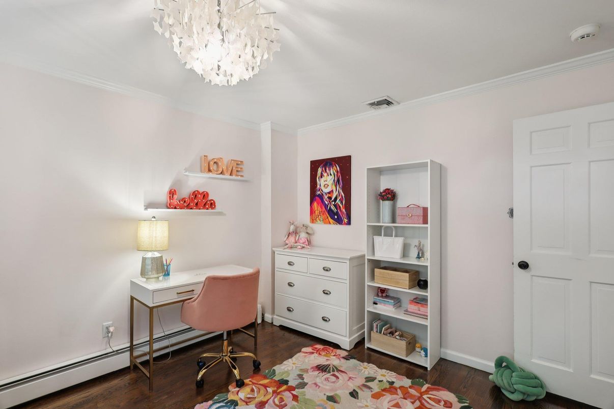 Chandelier, Home Office, Interior, Wood Texture Flooring