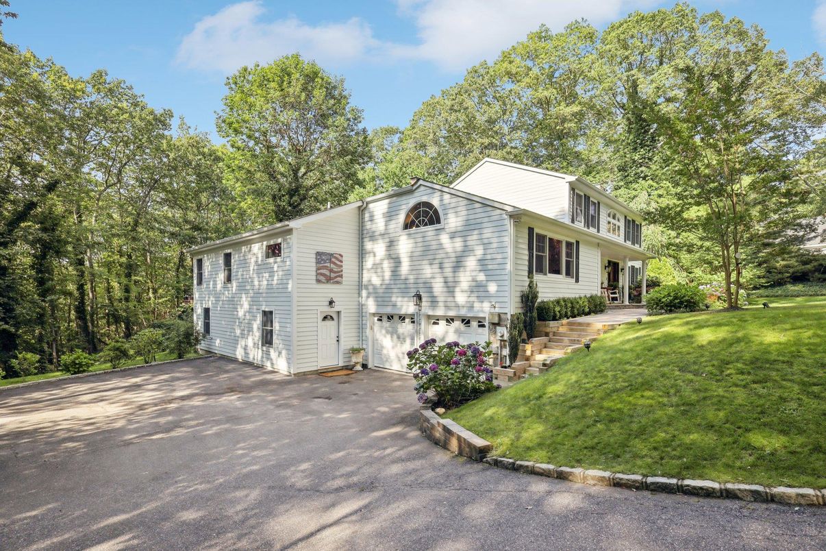 Backyard, Exterior, Facade, Georgian