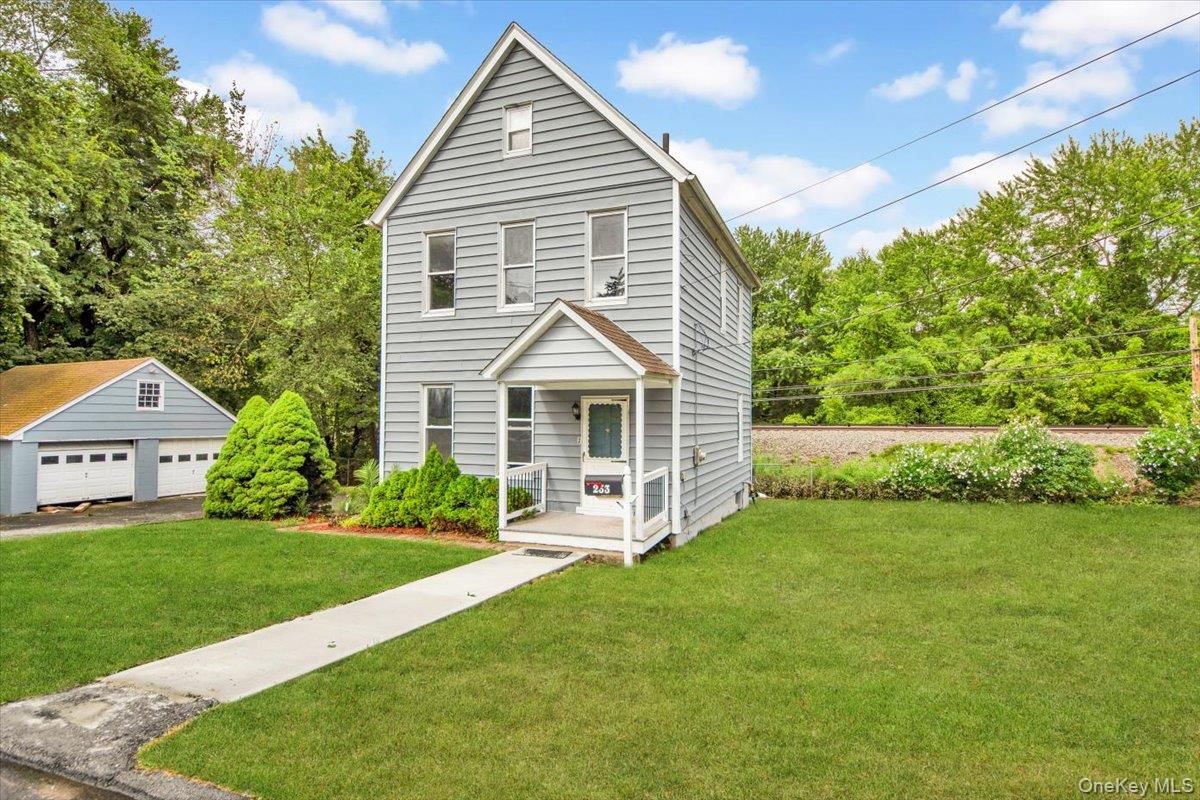 Backyard, Detached Garage, Exterior