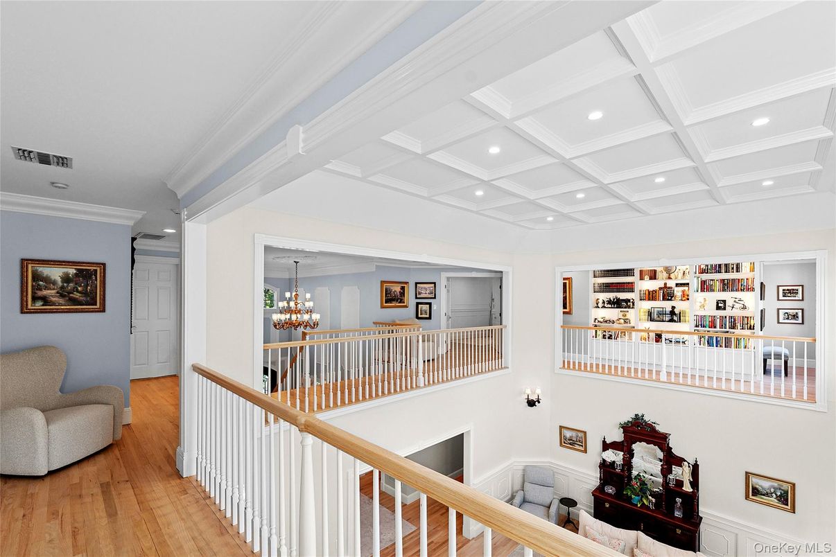 Chandelier, Interior, Recessed Lighting, Wood Texture Flooring