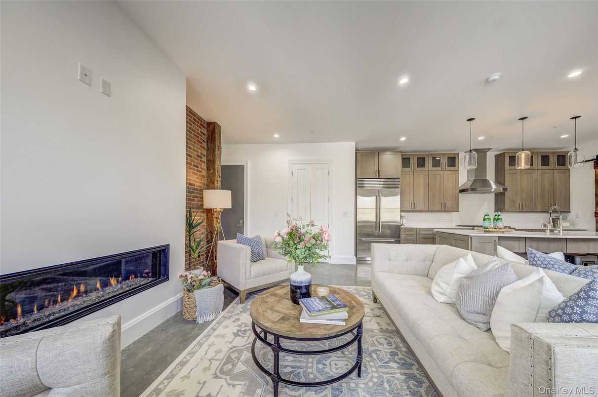 Fireplace, Interior, Kitchen, Living room, Pendant Lights, Recessed Lighting, Stainless Steel Appliances