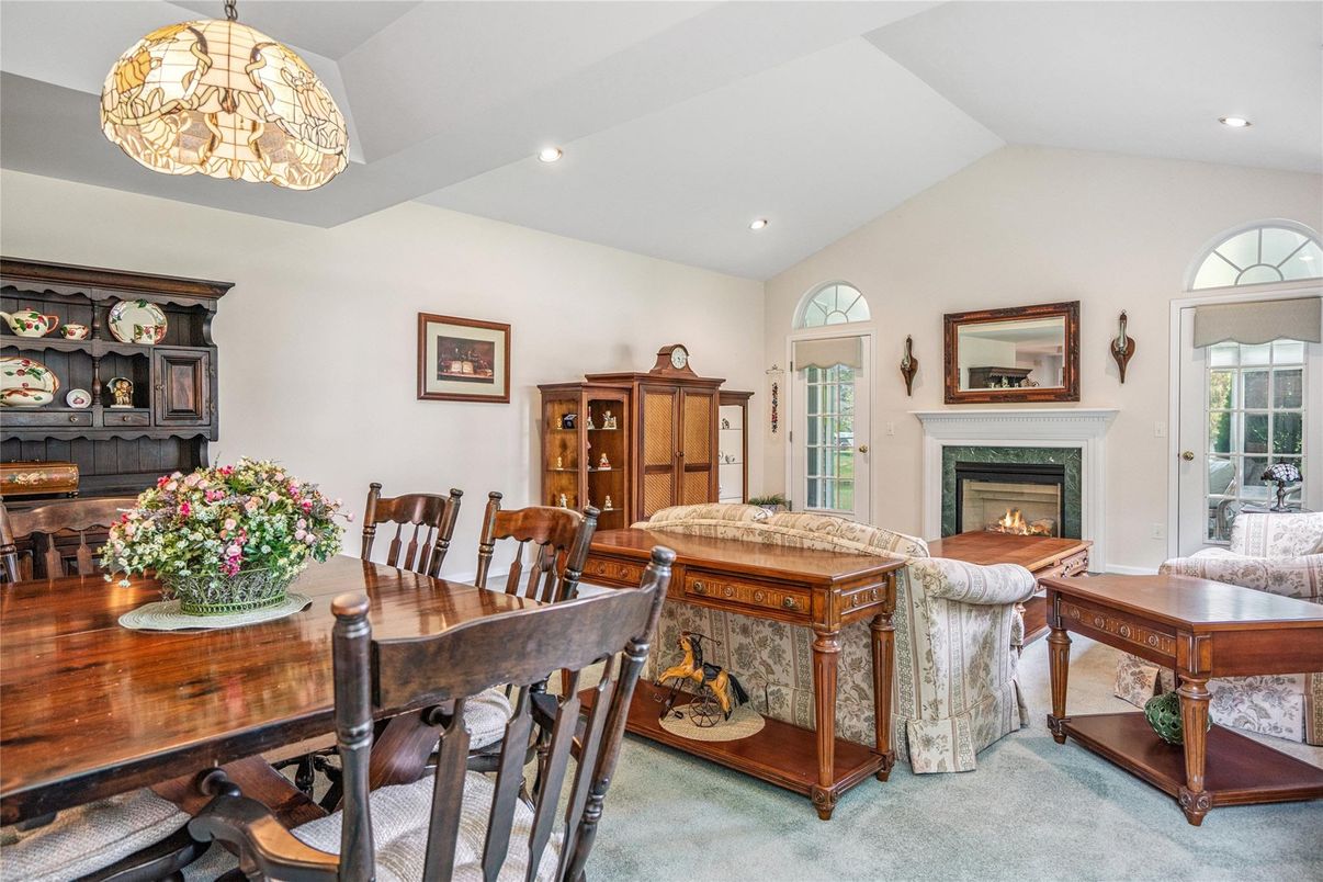 Dining room, Fireplace, Interior, Recessed Lighting