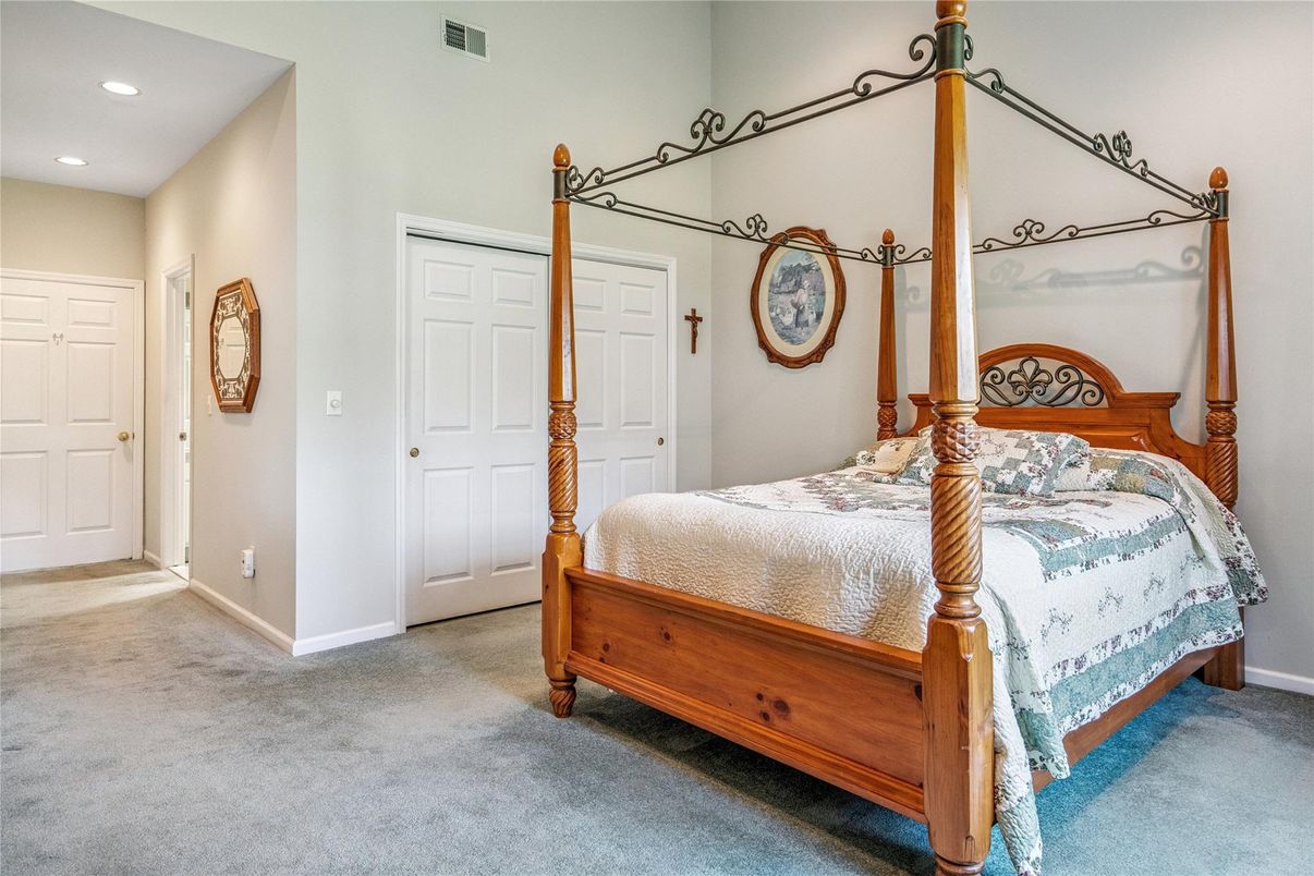 Bedroom, Interior, Recessed Lighting
