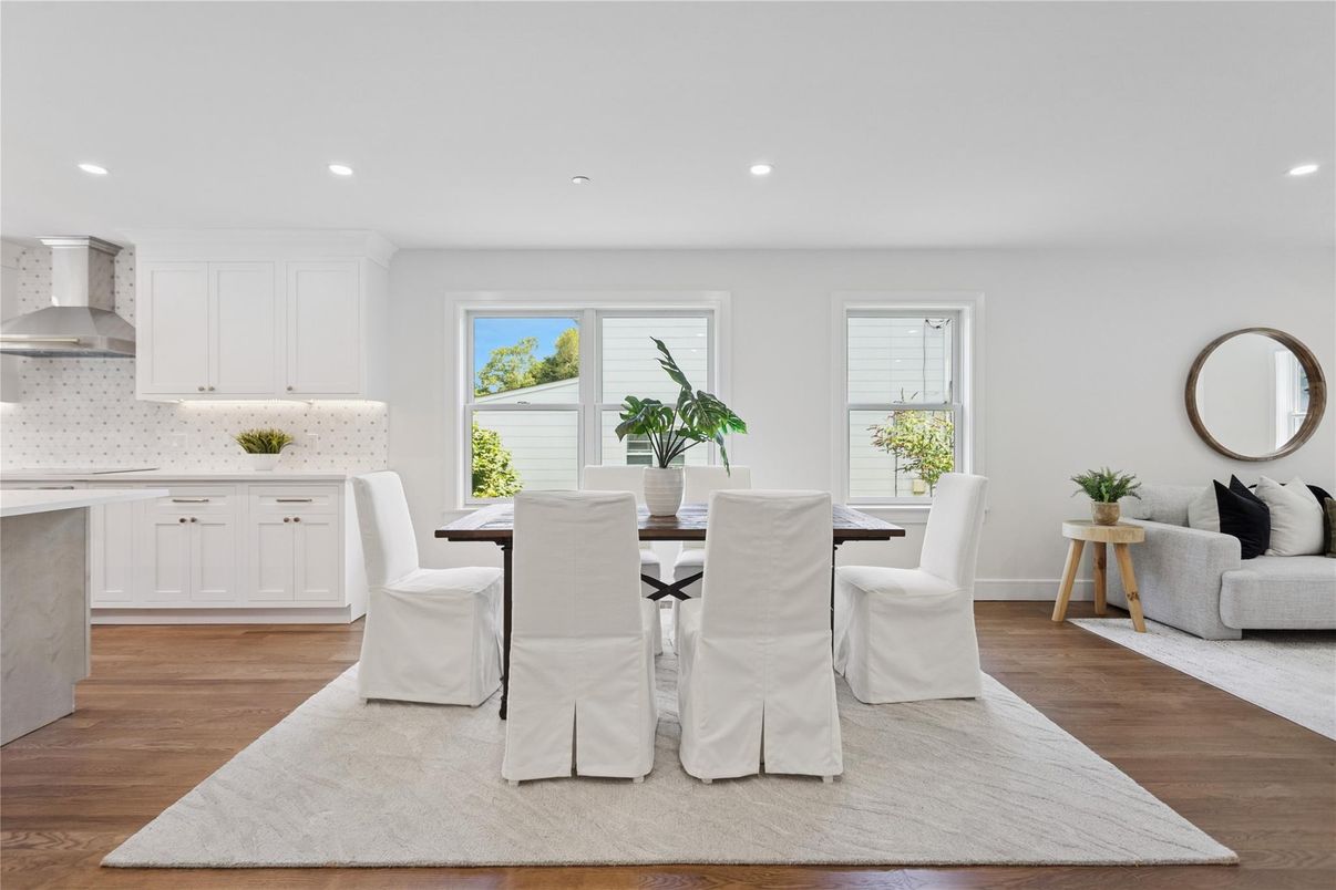 Dining room, Interior, Kitchen, Recessed Lighting, Wood Texture Flooring