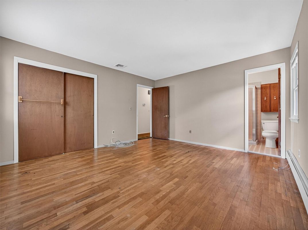 Bathroom, Empty room, Interior, Wood Texture Flooring