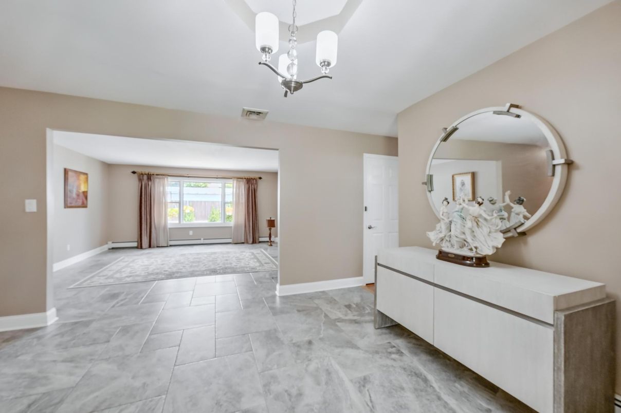 Chandelier, Empty room, Interior, Marble, Pendant Lights