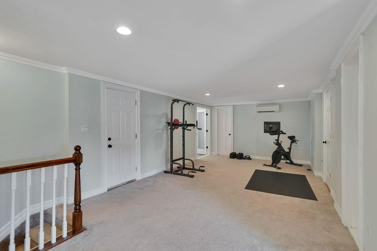 Fitness Equipment, Interior, Recessed Lighting