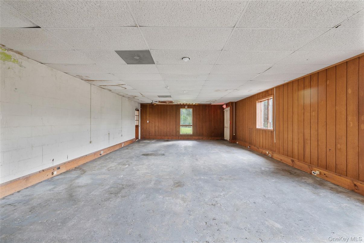 Interior, Wooden Walls