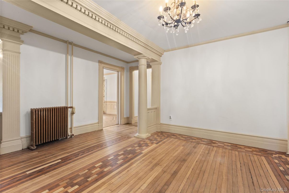 Chandelier, Empty room, Interior, Wood Texture Flooring