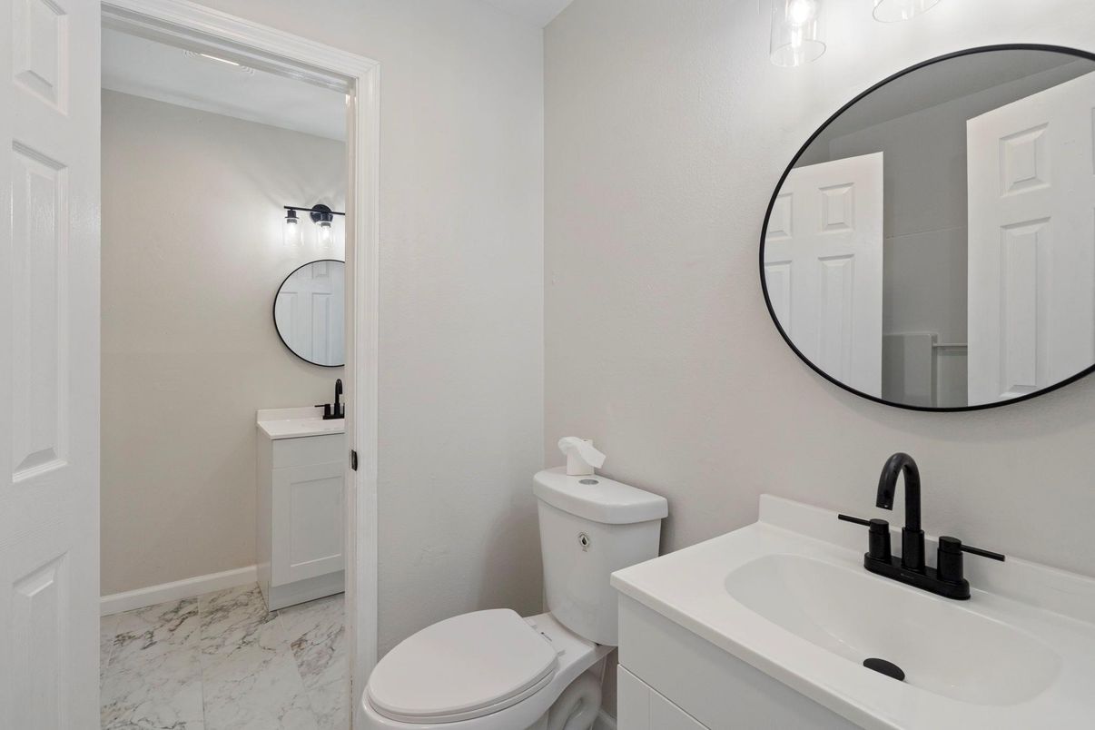 Bathroom, Dual Sink Vanities, Interior, Marble