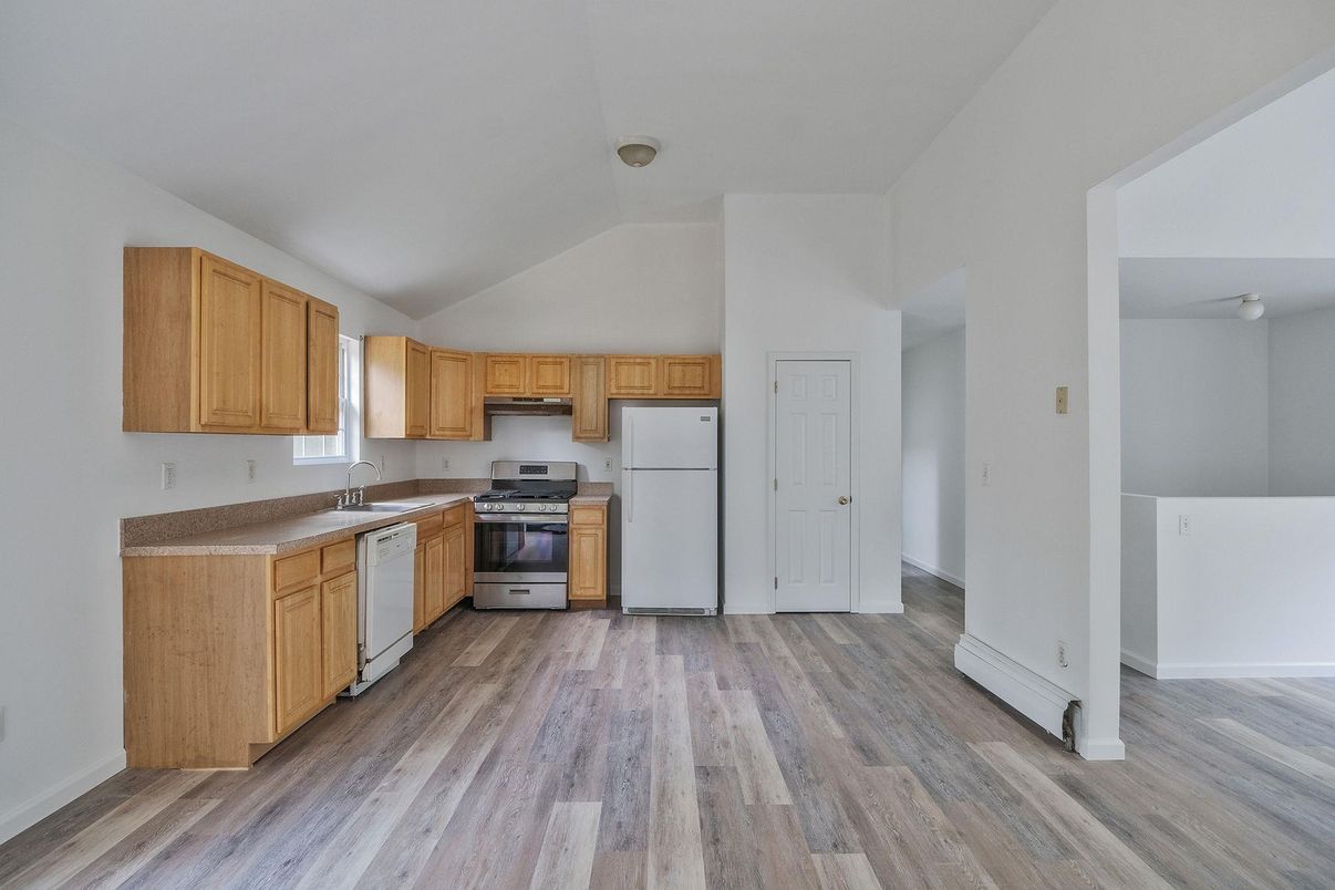 Interior, Kitchen, Stainless Steel Appliances, Wood Texture Flooring