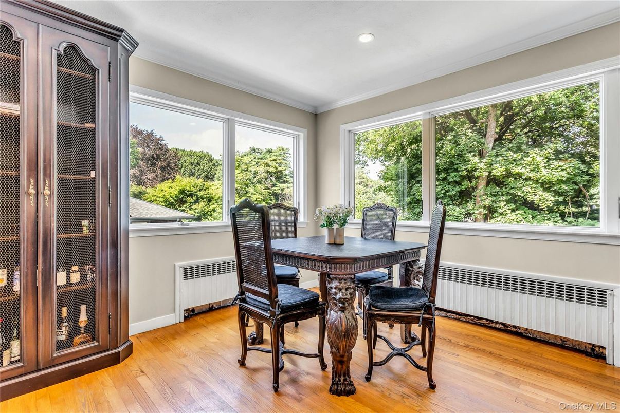 Dining room, Interior, Recessed Lighting, Wood Texture Flooring