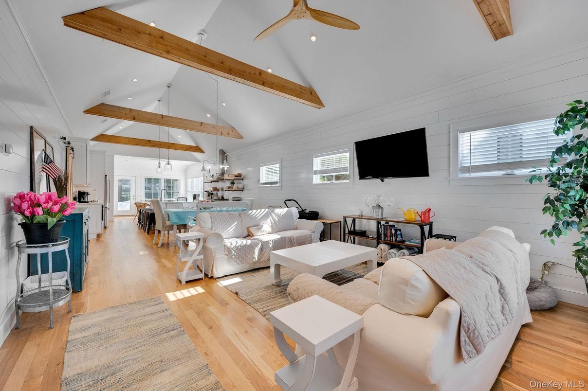 Dining room, Interior, Living room, Pendant Lights, Recessed Lighting, Wooden Beams, Wood Texture Flooring
